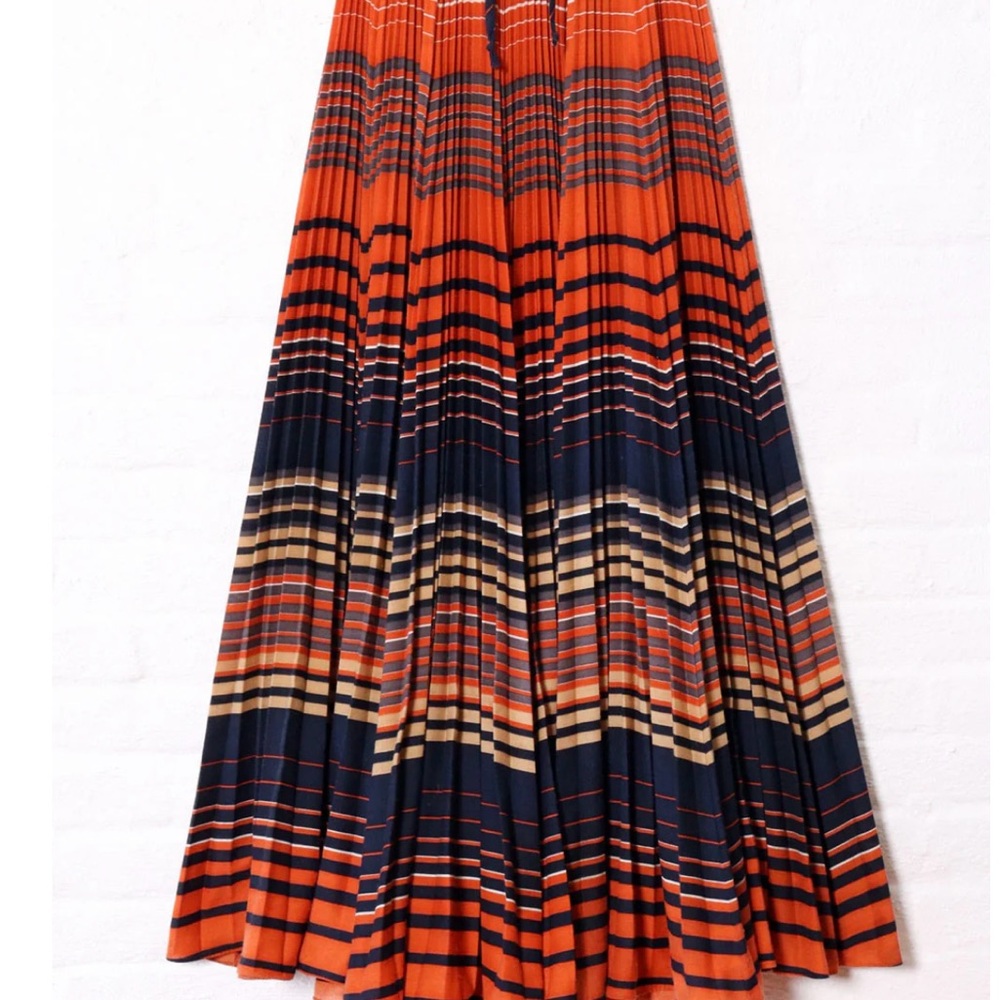 Vintage Vibrant Striped Maxi Skirt in Orange and Navy